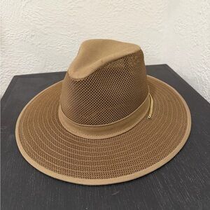 Brown Mesh Fedora Hat with Chain